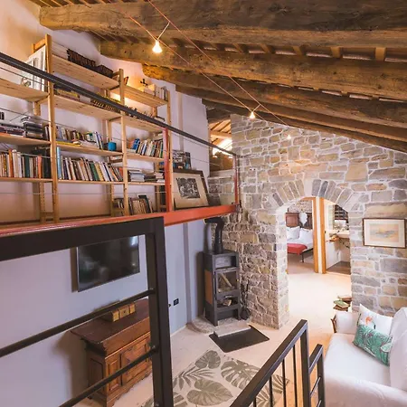 Portole Han/Misafirhane Oprtalj