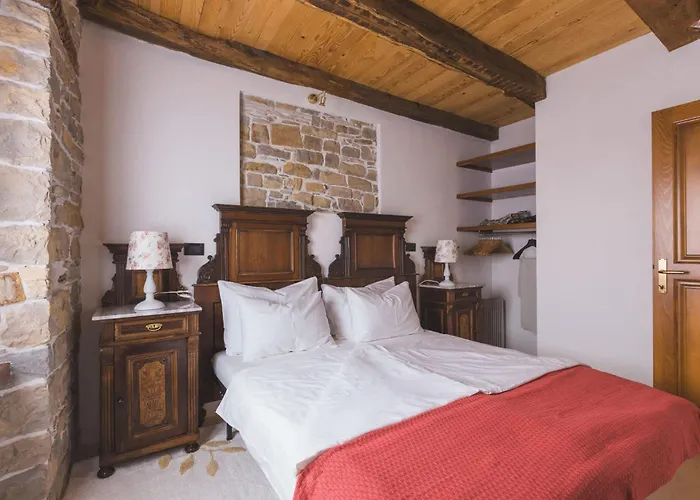 Portole Värdshus Oprtalj