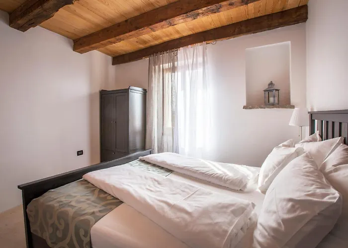 Portole Värdshus Oprtalj