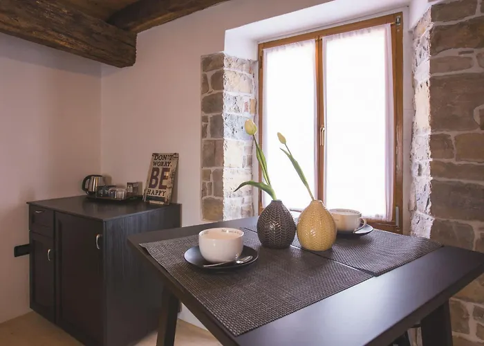 Portole Värdshus Oprtalj