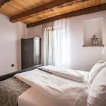 Portole イン Oprtalj