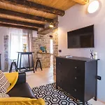 イン Portole